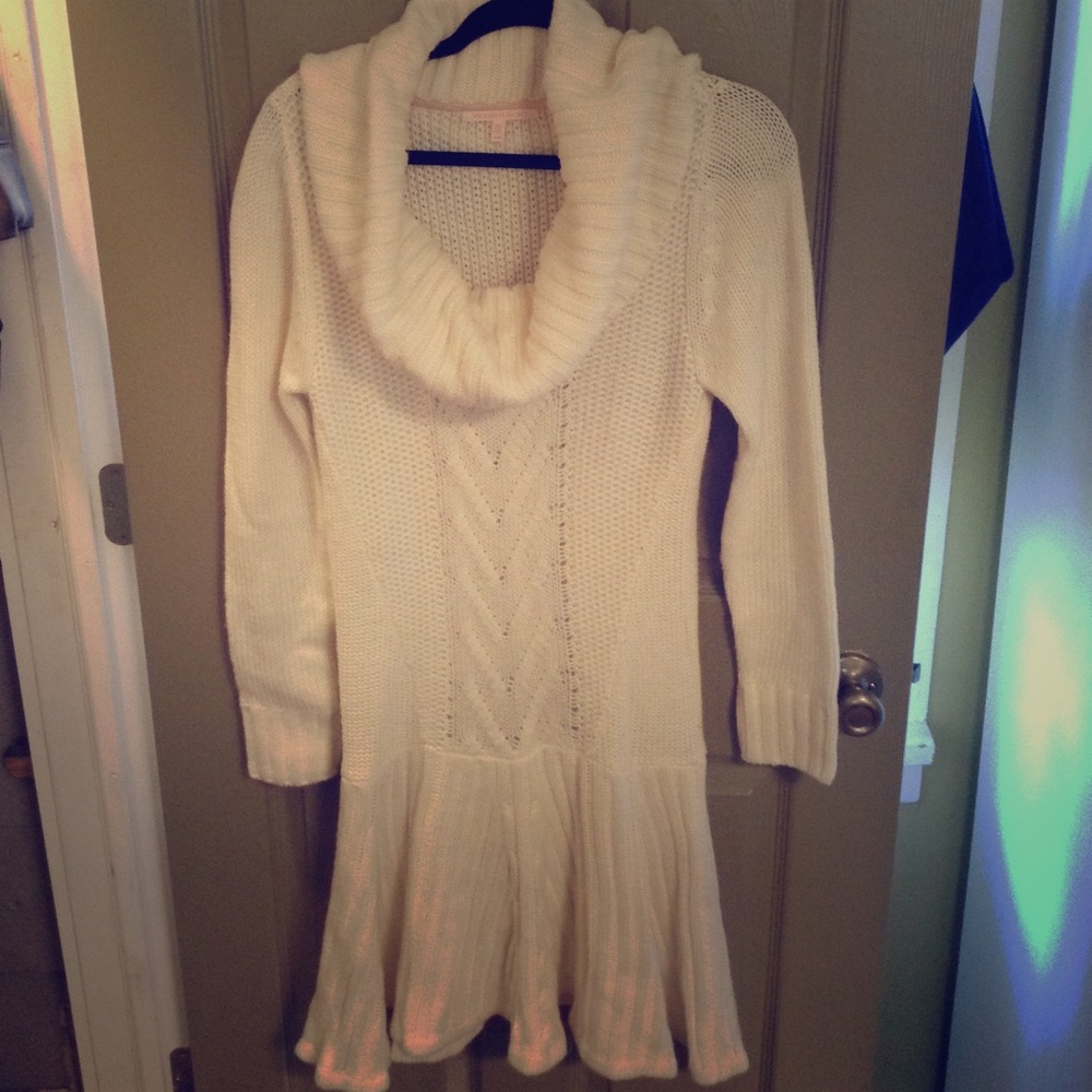 NWOT Victoria's Secret cream sweater dress.